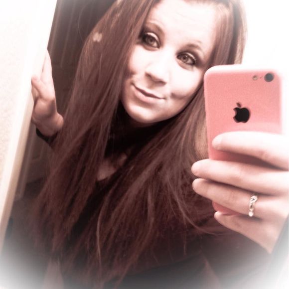 Meet your Posher, Kyndra