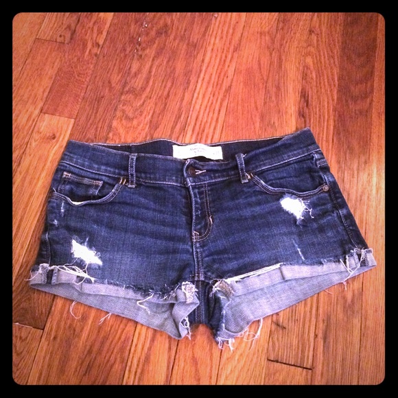 Abercrombie & Fitch short shorts. Size 4