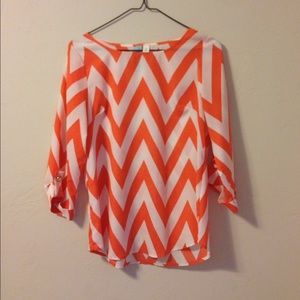 Women's S chevron blouse