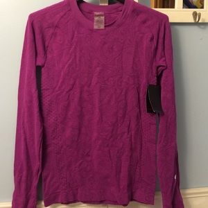 Long sleeve exercise top yoga running