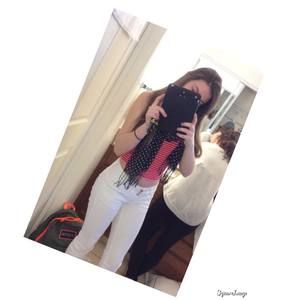 Meet your Posher, Sidney