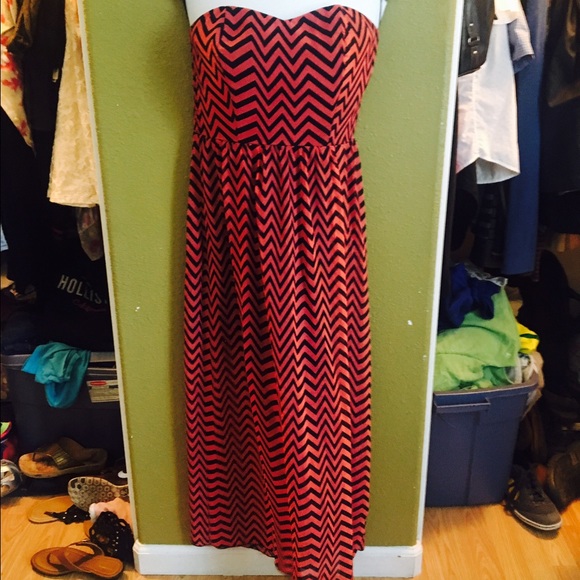 🌹 Red-Orange Maxi Dress 🌹