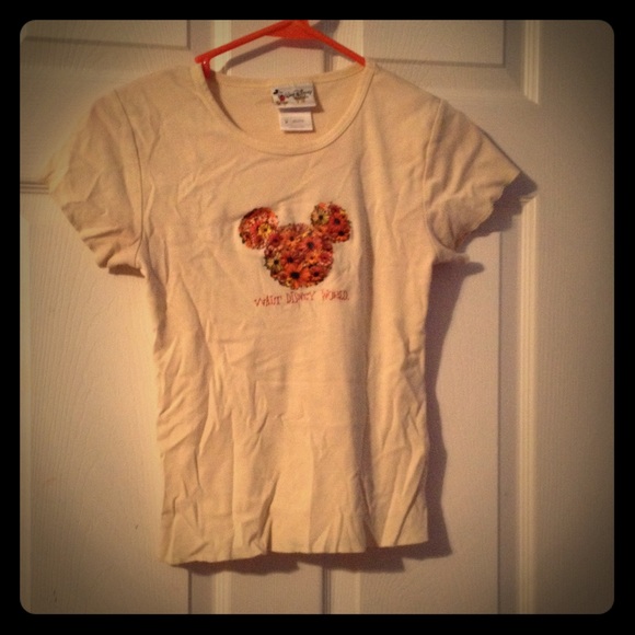 ✨✨ SOLD!!! ✨✨ Mickey Mouse floral tshirt