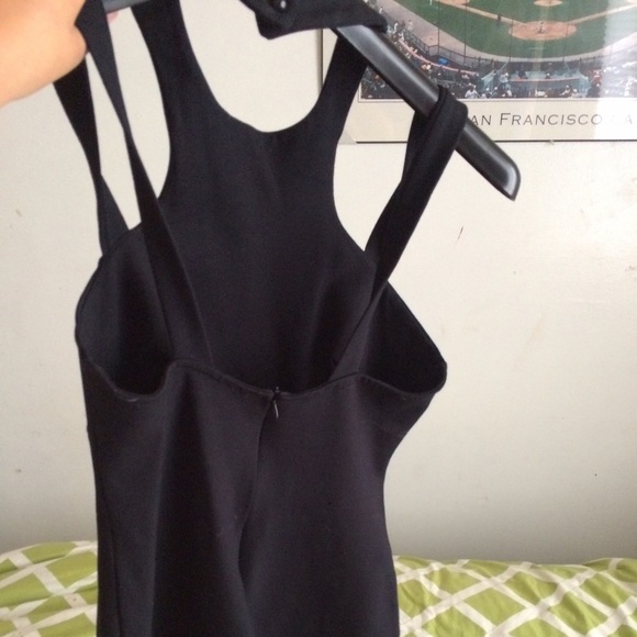 Dress - Picture 3 of 3