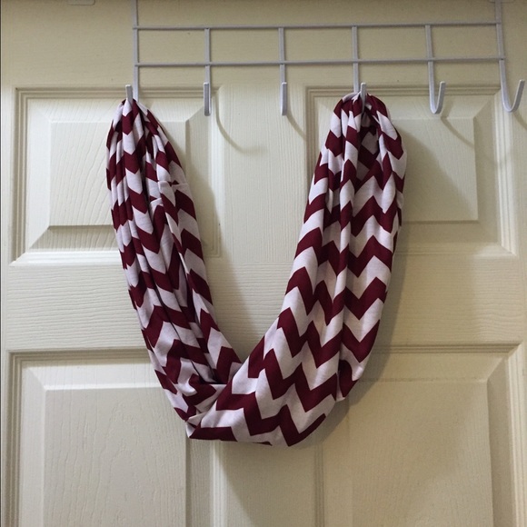 Infinity Scarf - Picture 2 of 3