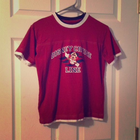 ✨✨ SOLD!!! ✨✨ Disney cruise line tshirt