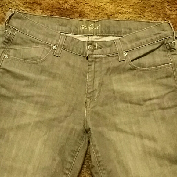 Old Navy "The Flirt" jean