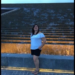 Meet your Posher, Jade