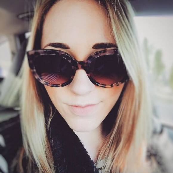Meet your Posher, Kimberly