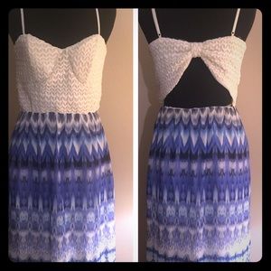 Beautiful Maxi Dress!