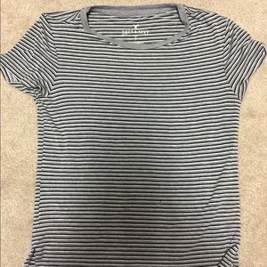 Soft and sexy American eagle stripped shirt