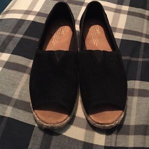 Toms Suede Flats