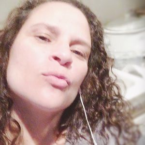Meet your Posher, Luisa