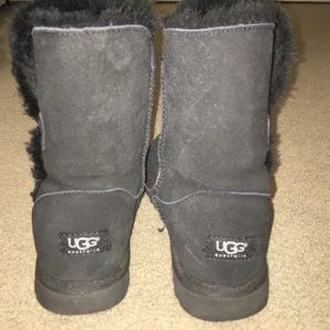 Ugg short boots