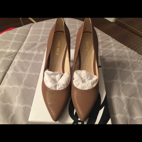 Brown Nine West Pumps