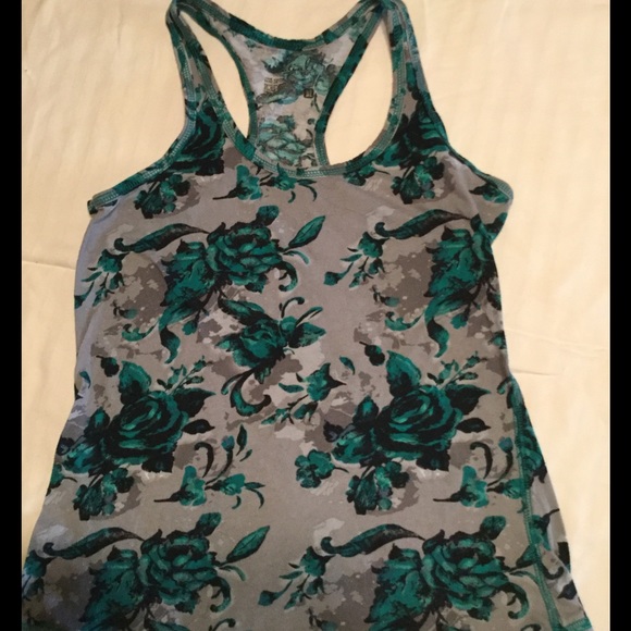 Floral Racerback Tank ☀️