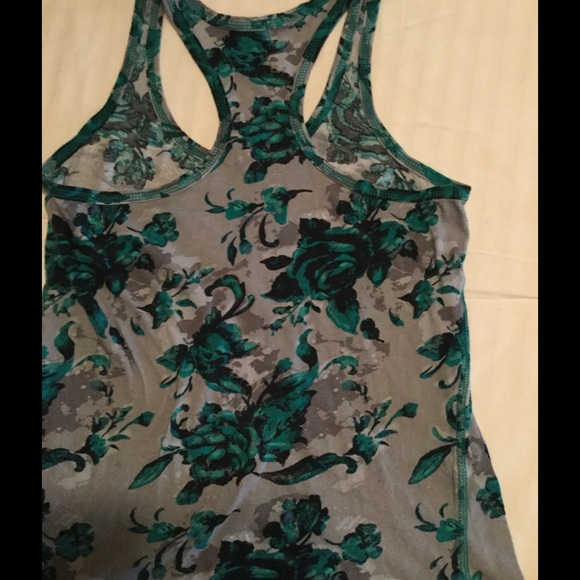 Floral Racerback Tank ☀️ - Picture 2 of 2