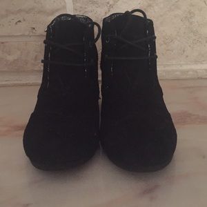 TOMS Wedge Ankle Booties