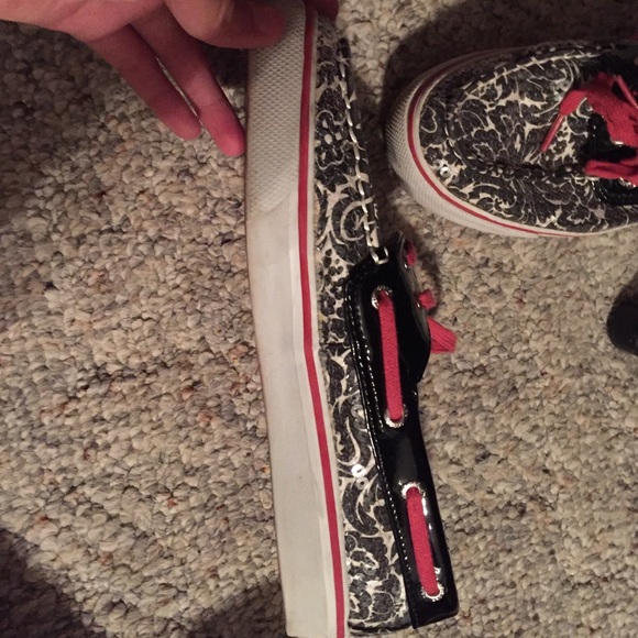 Sperry's - Picture 2 of 4