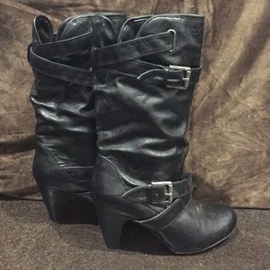 Black faux leather scrunch boots
