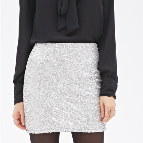 NWT Forever 21 Sequin Skirt