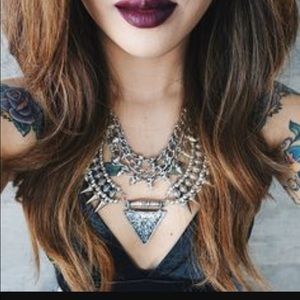Rocker necklace
