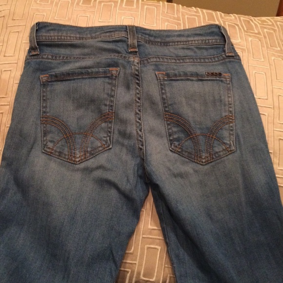 SOLD!! $120 Bebe Sz 25 jeans - Picture 3 of 4