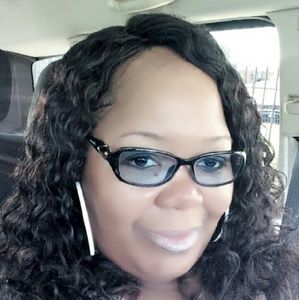 Meet your Posher, Danette