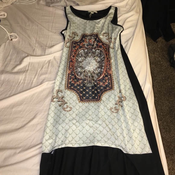 Black dress - Picture 1 of 2