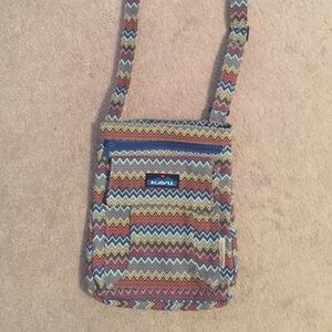 Selling Kavu purse