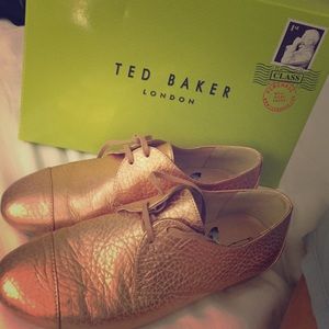 Rose gold Ted baker flats