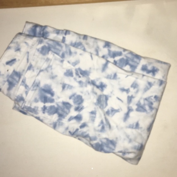 Blue and white capris