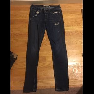 Hollister Dark Wash Distressed Jegging