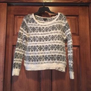 Jessica Simpson fuzzy winter sweater
