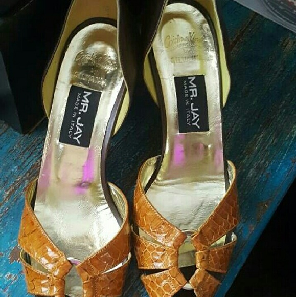 Vintage peep toe Italian Heels