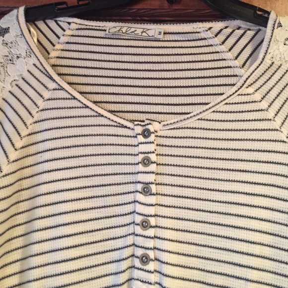 Cream and black stripped long sleeve with lace - Picture 3 of 3