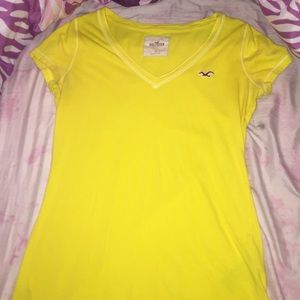 Hollister t-shirt
