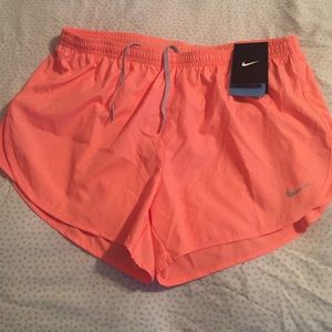 NWT Nike short