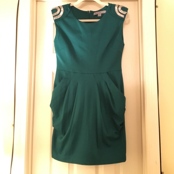 Forever 21 emerald green fitted dress