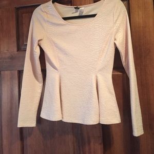 Light pink snake skin long sleeve