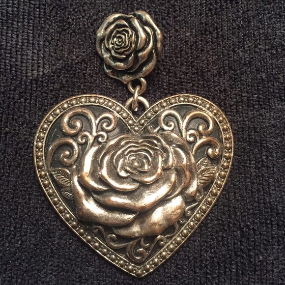 Ariat Jewelry - Western Heart Rose Pendant. Perfect necklace