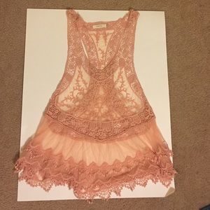 Dust pink crochet tank top