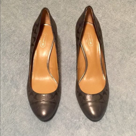 Coach Natassia Classic Leather Pumps