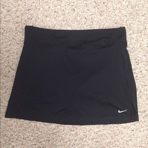 Nike black XS tennis skirt