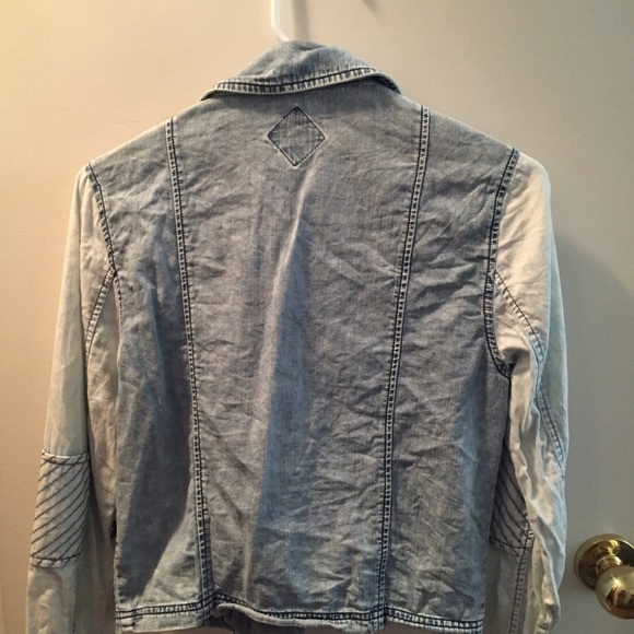 Denim jacket - Picture 3 of 3