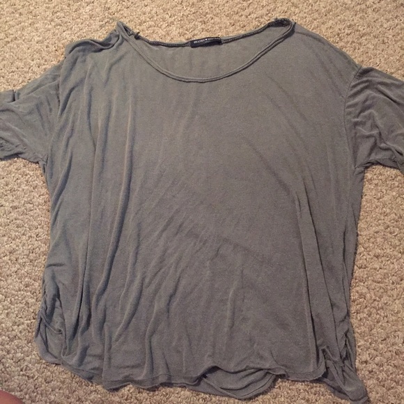 Brandy Melville gray top