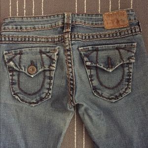 True religion size 27 jeans. Straight leg