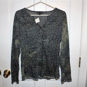 Sno Skins Multilayer Leopard Print Top