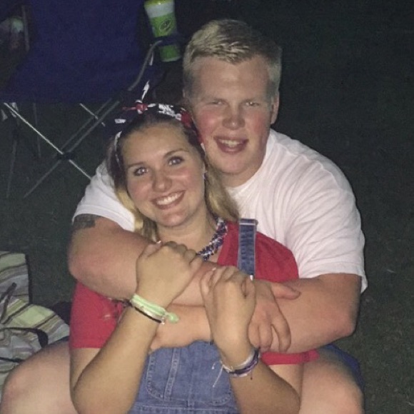 Meet your Posher, Carson - Picture 1 of 1