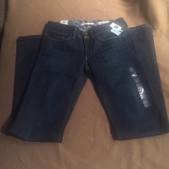 NWT! Gap mid rise boot cut stretch jeans